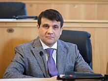 Вице-спикер Тюменской облдумы Владимир Пискайкин решил торговать фруктами