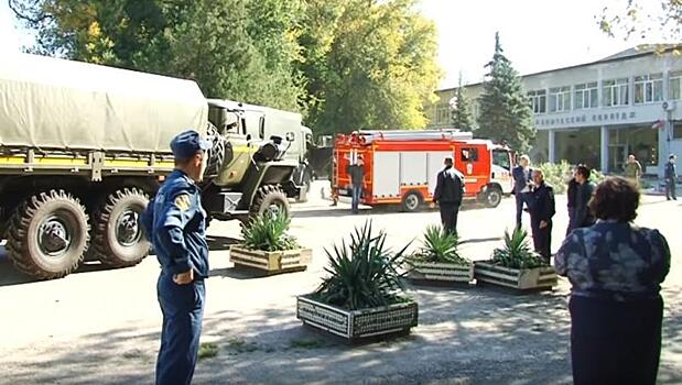 Двух доставленных в Москву из Керчи пострадавших транспортировали в больницу вертолетом МАЦ