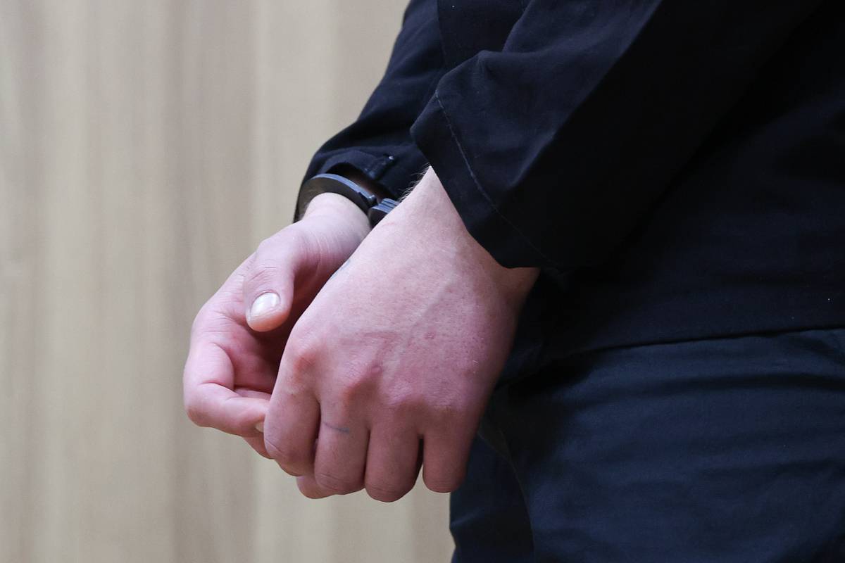 Россиянин забил до смерти шваброй приятеля и попался лишь спустя 11 лет