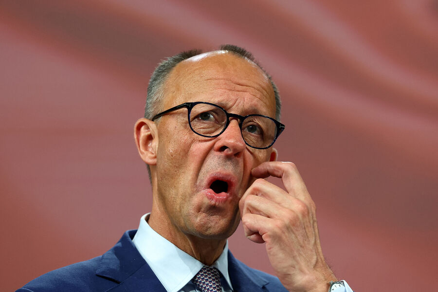 Стало известно, сколько немцев довольны работой нового канцлера ФРГ