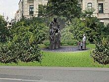 В Мосгордуме прокомментировали жалобы москвичей на памятник Маршаку