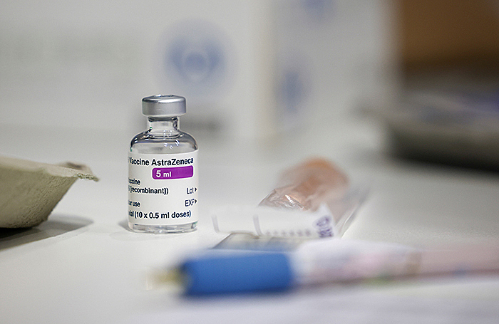 «Тут просто головы полетят»: ведущие страны ЕС приостановили применение вакцины AstraZeneca