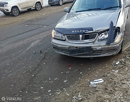 Тройное ДТП с иномарками произошло на кемеровском перекрестке