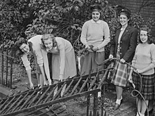 1942 год: как американцы собирали металлолом для военной промышленности