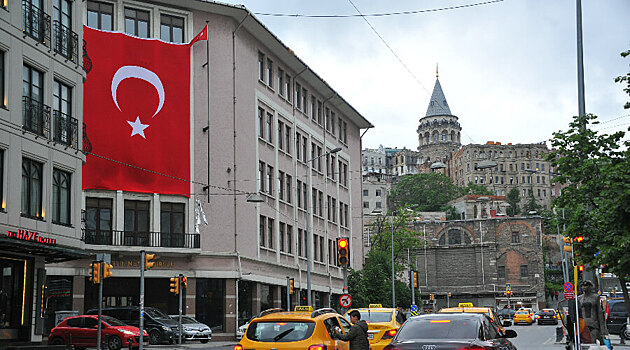 Турция отменяет строгий локдаун. Действие комендантского часа сохраняется