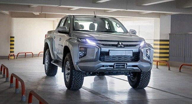 Пикап Mitsubishi L200 в России адаптировали для серьезного бездорожья