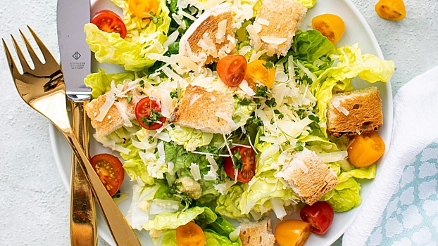 Три необычных салата для новогоднего стола