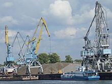 На 354 млн. тонн в год вырастет мощность морских портов России к 2024 году