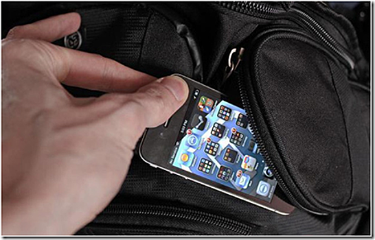 У жителя Брянка, пьяным уснувшего на остановке в Калининграде, украли мобильник