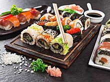 В Усть-Илимске 14 человек заболели сальмонеллезом после еды в суши-баре