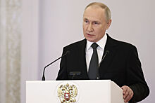 Депутат назвал решение Путина об участии в выборах признаком согласия внутри России
