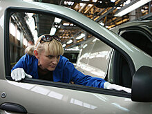 Продажи "АвтоВАЗа" в России в январе выросли на 2,5%