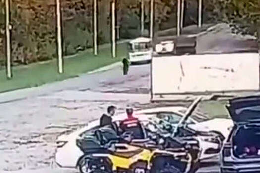 В Нижегородской области питбайкер врезался в автобус