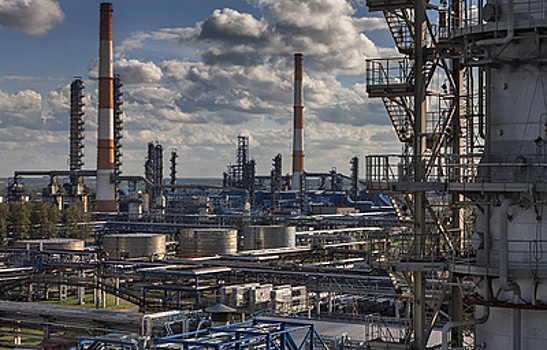 Погрузка нефтепродуктов Омским НПЗ в в I полугодии 2017 г. составила 6,5 млн тонн