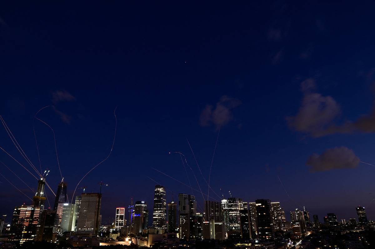 Иран атаковал Тель-Авив