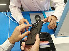 Названы самые частые виды ремонта смартфонов в России