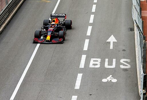 Росс Браун исключил пересмотр результатов гонки в Баку из-за протеста против Red Bull