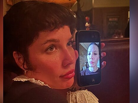 Певица Холзи сообщила о прогрессе в борьбе с волчанкой