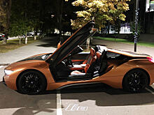 BMW i8 Roadster: Оса с крыльями бабочки