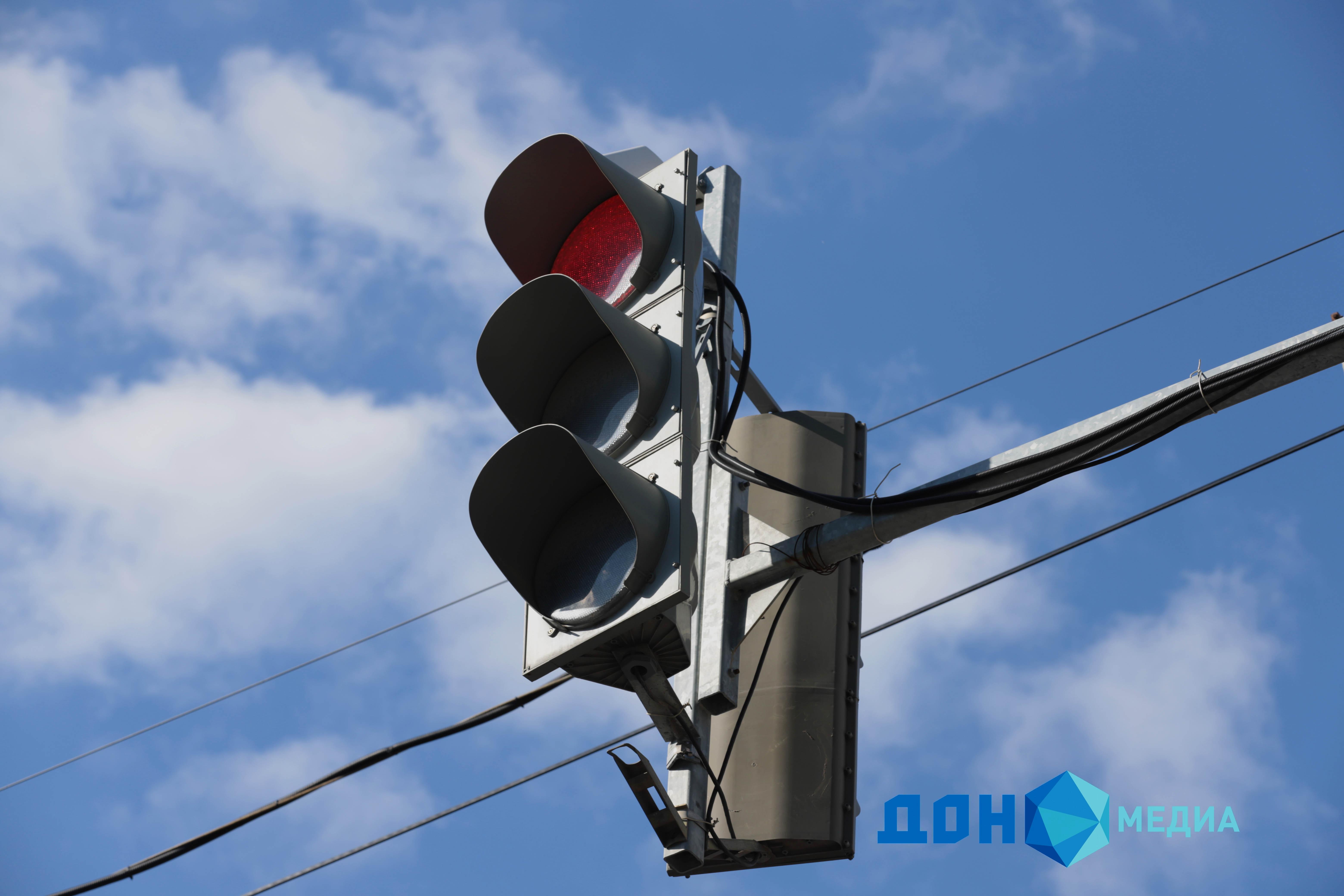 В Таганроге почти на два дня отключат светофор на Николаевском шоссе