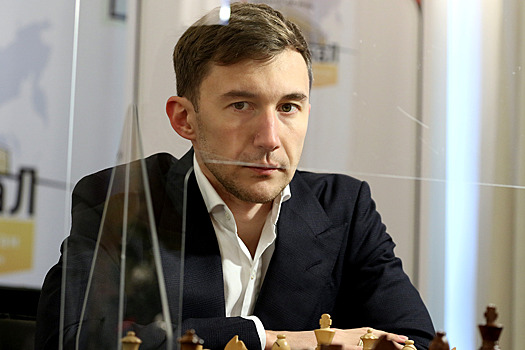 Карякин и Непомнящий сохраняют лидерство на Суперфинале. Шувалова проводит феноменальную серию