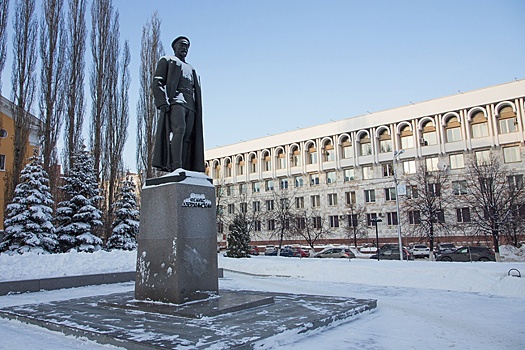 «Жучки» из розетки и браунинг мятежников: в музее ФСБ в Уфе показали, что отнимают у преступников