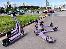 В озере Байкал нашли три электросамоката