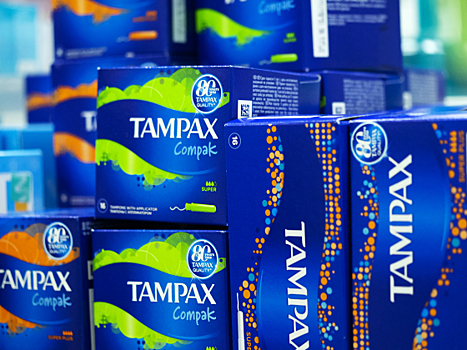 Tampax раскритиковали за фразу «менструация бывает не только у женщин»