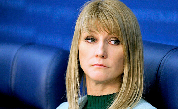 Светлана Журова: «Американцы с нормальными ценностями начинают переезжать в другие страны. Россия может стать оазисом или Ноевым ковчегом, который всех спасет»