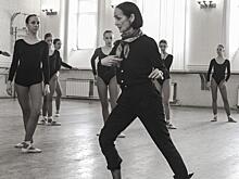 Урок в школе танцев Игоря Моисеева: фоторепортаж