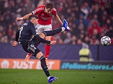 "Реал" проиграл "Бенфике" и сенсационно не смог напрямую попасть в 1/8 финала ЛЧ