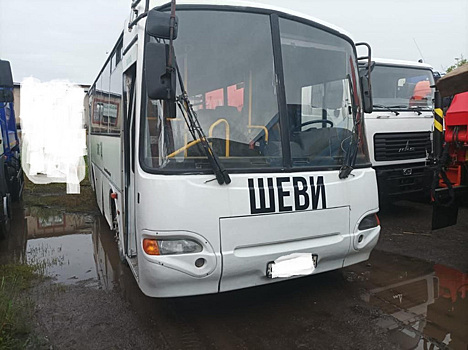 Боец-активист из ЯНАО «Шива» передал именной автобус в зону СВО