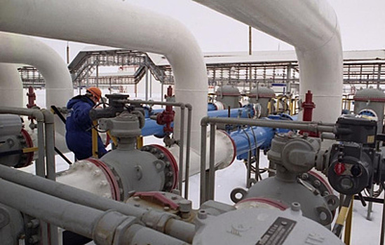 ЦБ планирует оценить влияние сокращения добычи российской нефти на заседании в апреле