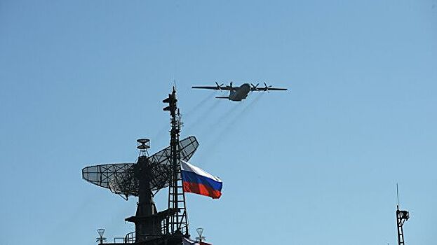 Над Санкт-Петербургом прошел воздушный парад в честь 75-летия Победы