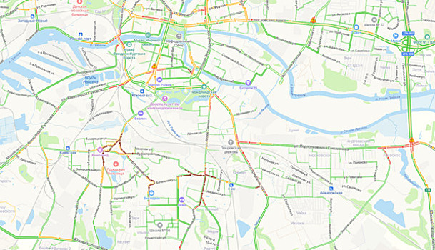 Утром во вторник Московский район Калининграда встал в километровых пробках