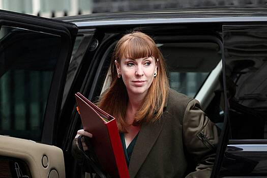 Стало известно о подготовке заговора против премьера Британии