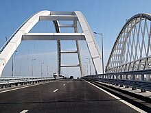 Киев пожаловался на недостаточную высоту Крымского моста