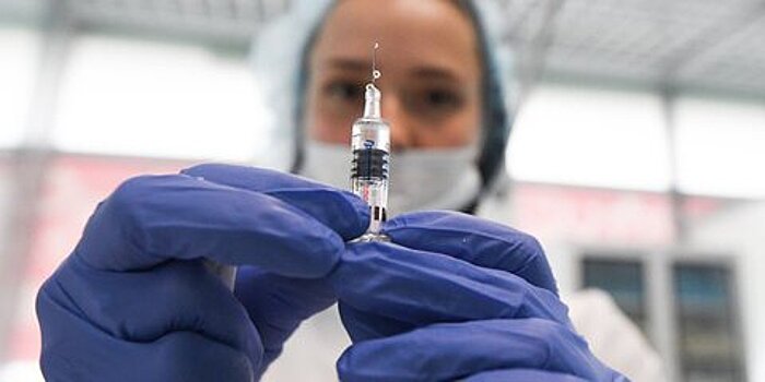 Иммунолог рассказал, кому в этом году нужно сделать прививку от гриппа