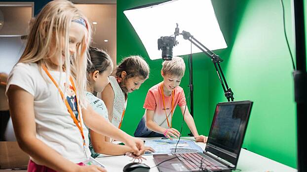 Детские технопарки посетило более 73 тысяч юных москвичей