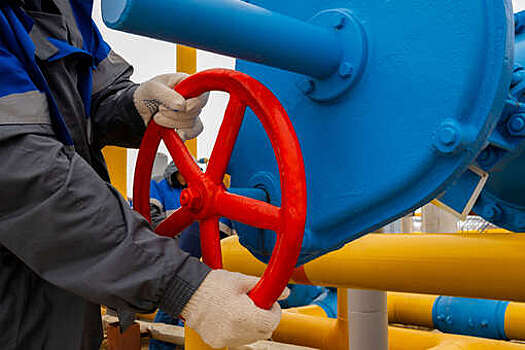 "Газпром" просит индексировать тарифы на транспортировку газа для ГРО на 15%