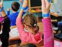 Более 4 тыс. образовательных учреждений Москвы подключены к системе "Проход и питание"