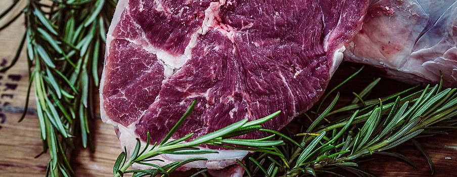 СМИ: Алжир приостановил импорт красного мяса