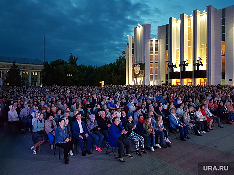 На площади Кургана выступят звезды мировой оперы