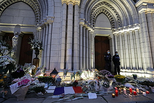Французы не верят, что власти защитят их от террористов