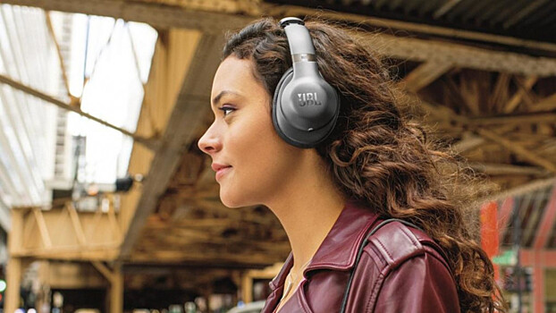 Boda: Девять интересных подкастов для прослушивания в дороге