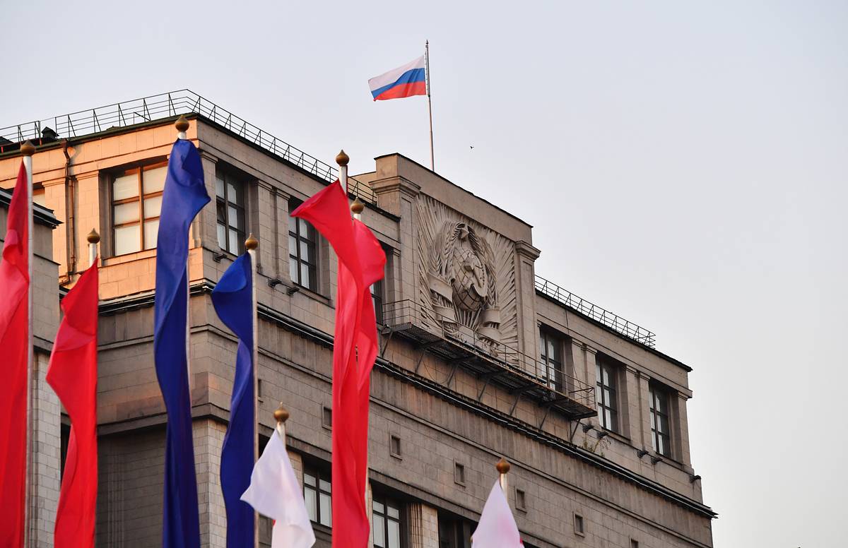 Госдума разрешила арестовывать имущество уехавших россиян в одном случае