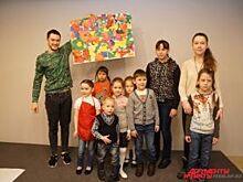 Все цвета мечты. Художник Максим Чёрный провёл мастер-класс для детей