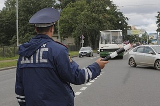 Сотрудников ГИБДД обяжут сообщать обо всех взятках