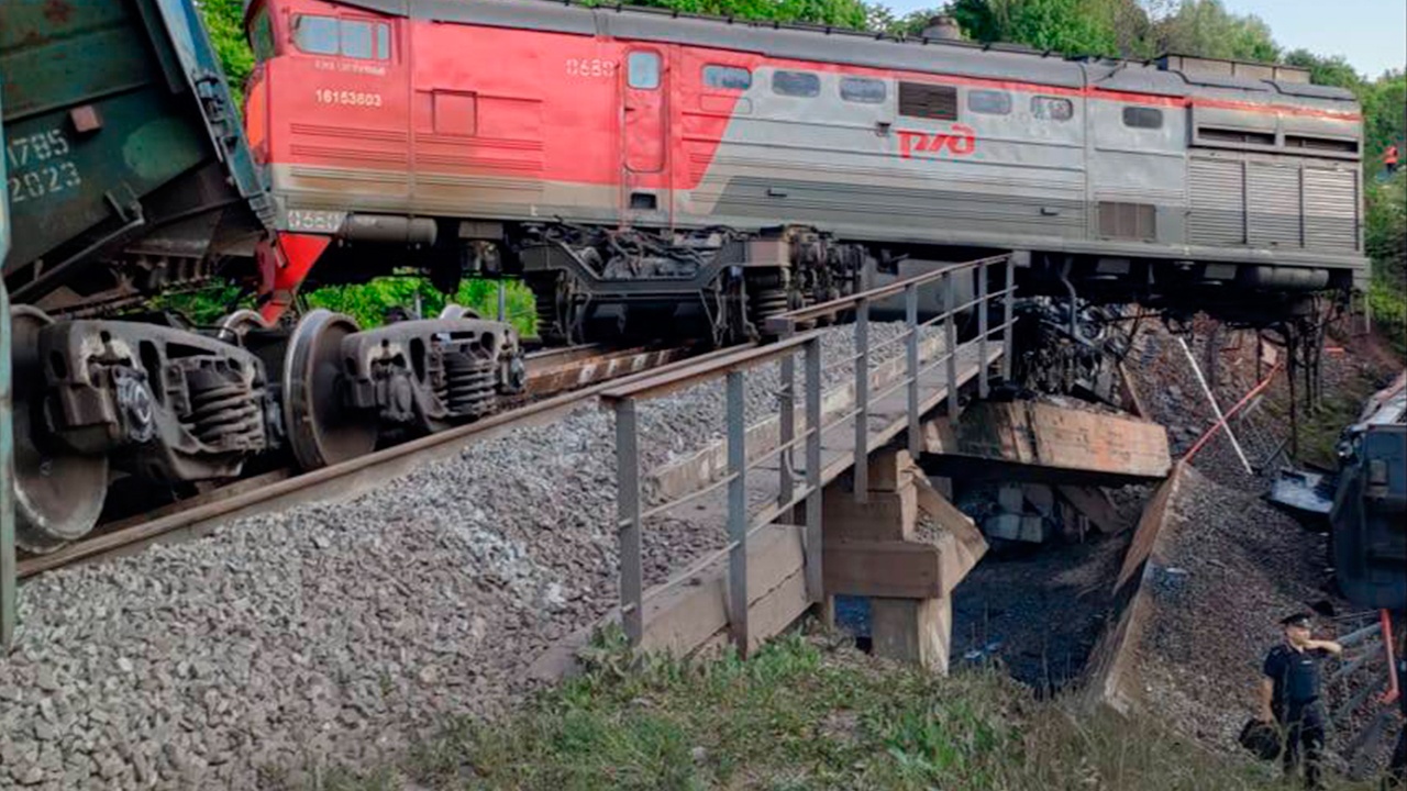 Мишустин распорядился о выплатах для пострадавших в Курске и Брянске