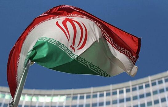 Иран советует США убраться из Персидского залива